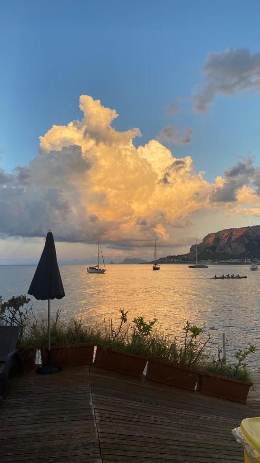 The White Sail - Mondello Apartment With Terrace - Casa Di Vincenzo E Andrea Esterno foto